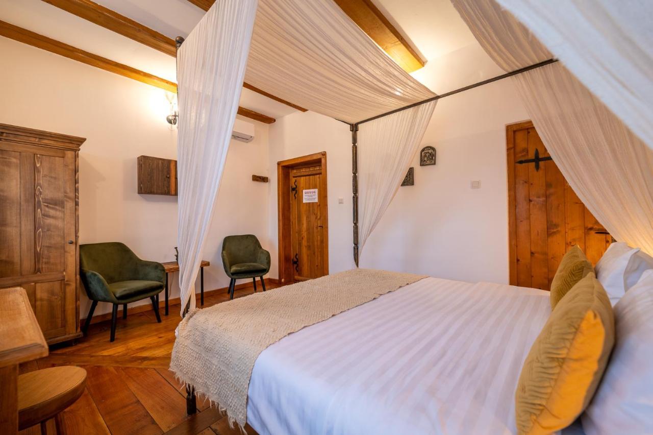 Boutique Hotel Von Graf 시기쇼아라 외부 사진