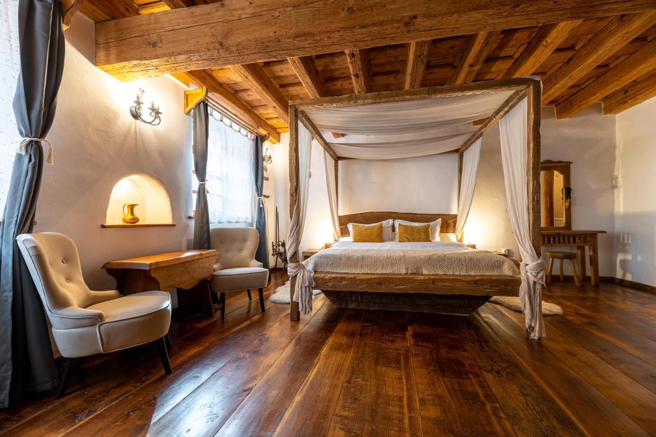 Boutique Hotel Von Graf 시기쇼아라 외부 사진